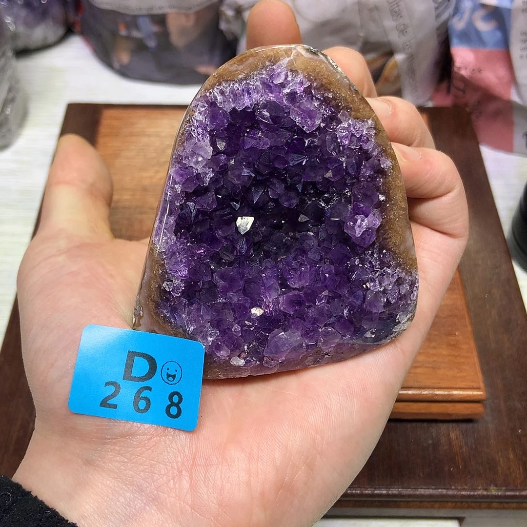 紫晶大型摆件（非配饰）未镶嵌