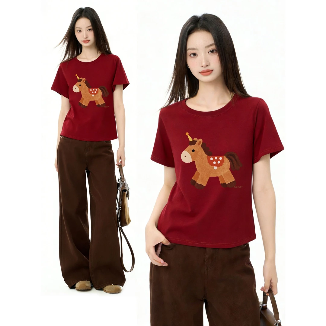 2026新款正肩短袖t恤女小马印花胖mm大码穿搭遮肚子显瘦洋气上衣