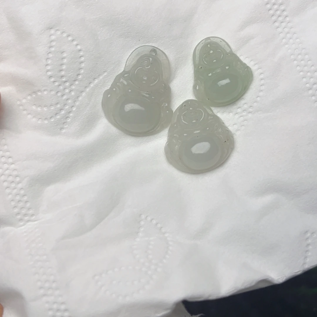 翡翠未镶嵌颈饰挂件