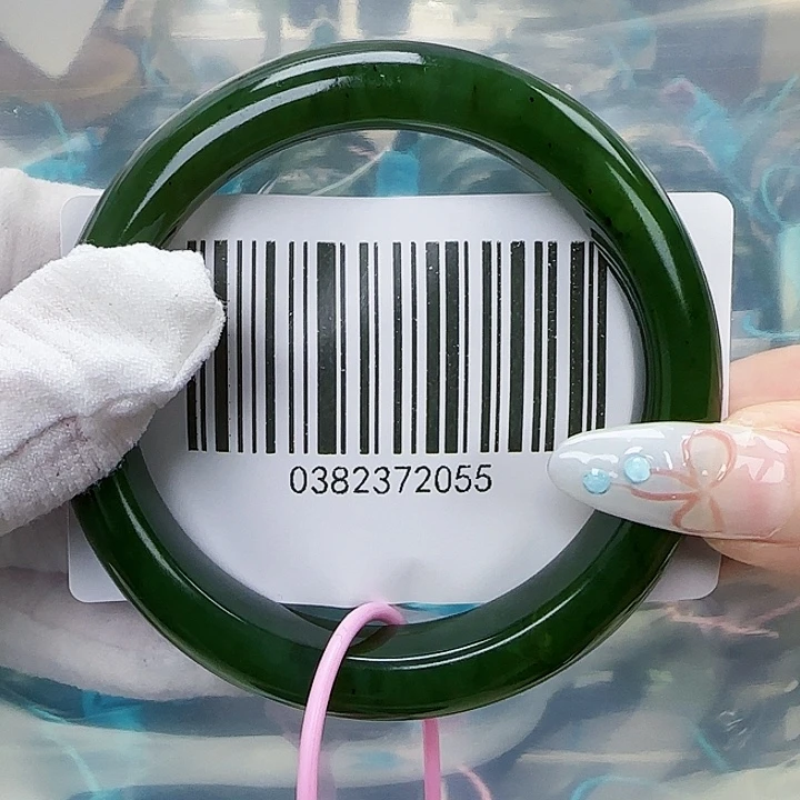 和田玉未镶嵌手镯包容59