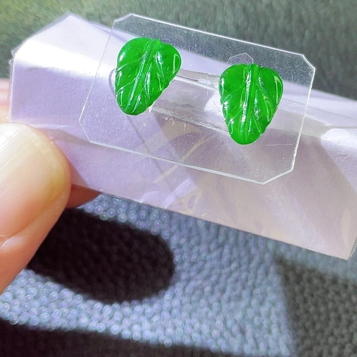 未镶嵌定制翡翠翡翠