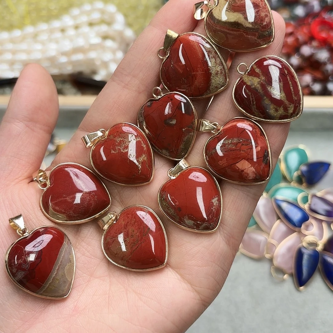 玛瑙/玉髓未镶嵌珠宝半成品卡24花红石爱心一颗