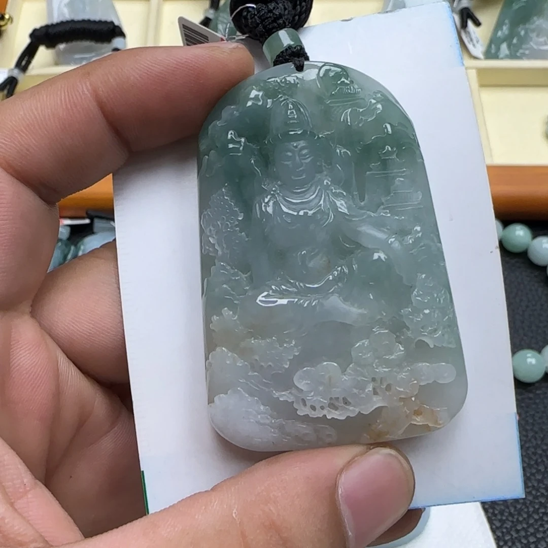小***学翡翠未镶嵌颈饰翡翠