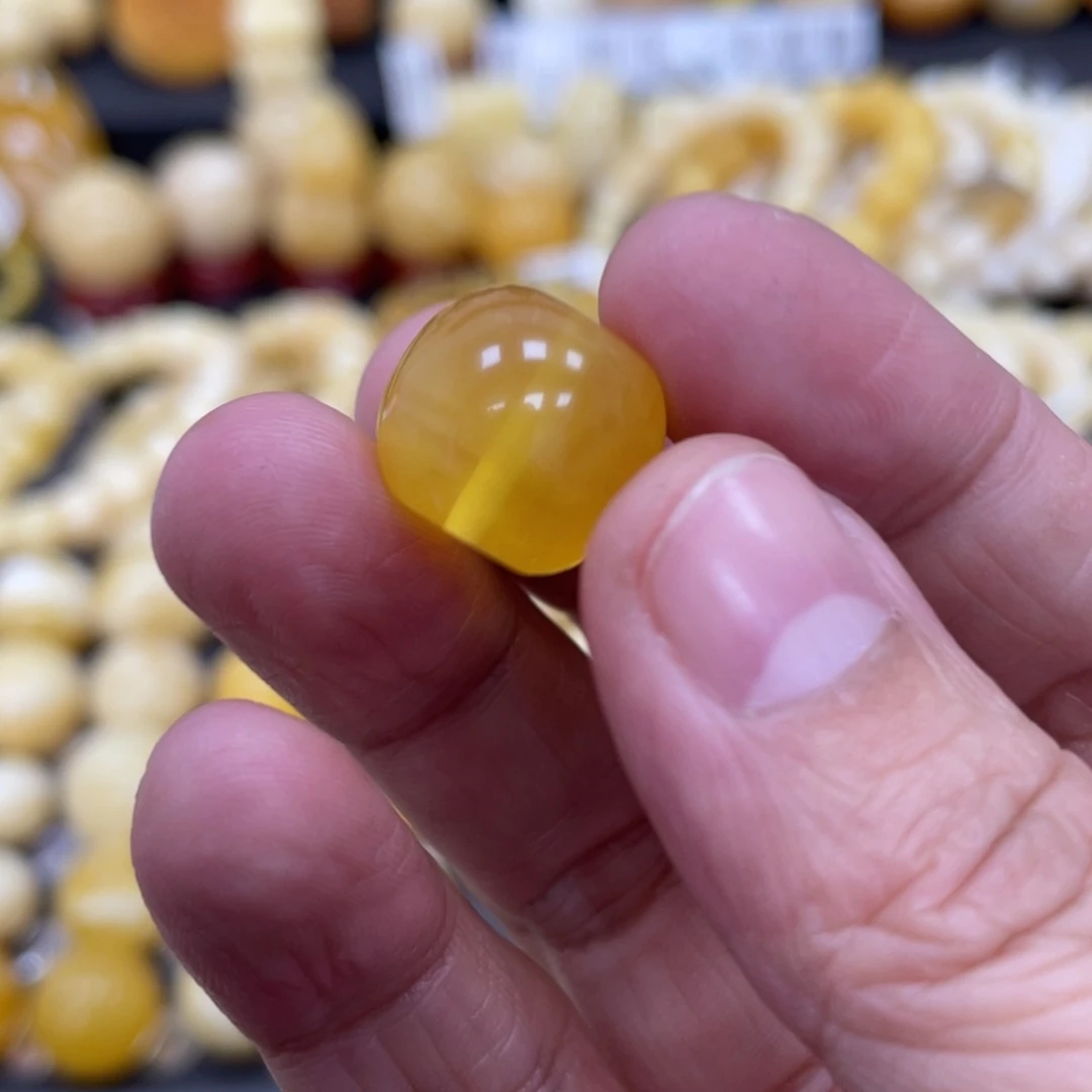 琥珀珠宝奇石未镶嵌15.2*13.6mm