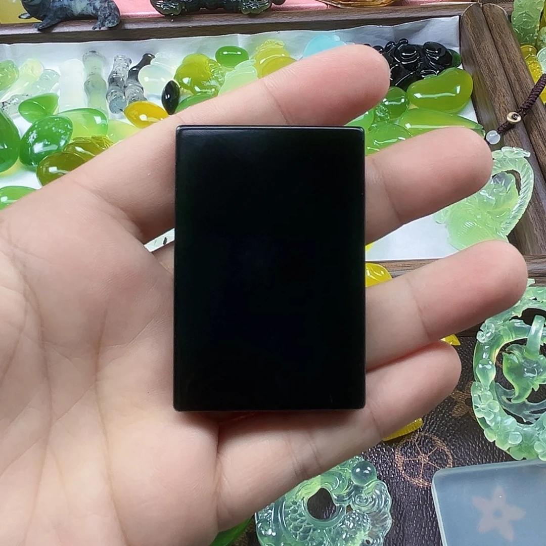 郭***生岫玉未镶嵌吊坠(不含链)