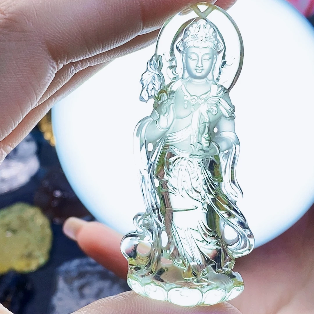 博***轩未镶嵌颈饰水晶吊坠