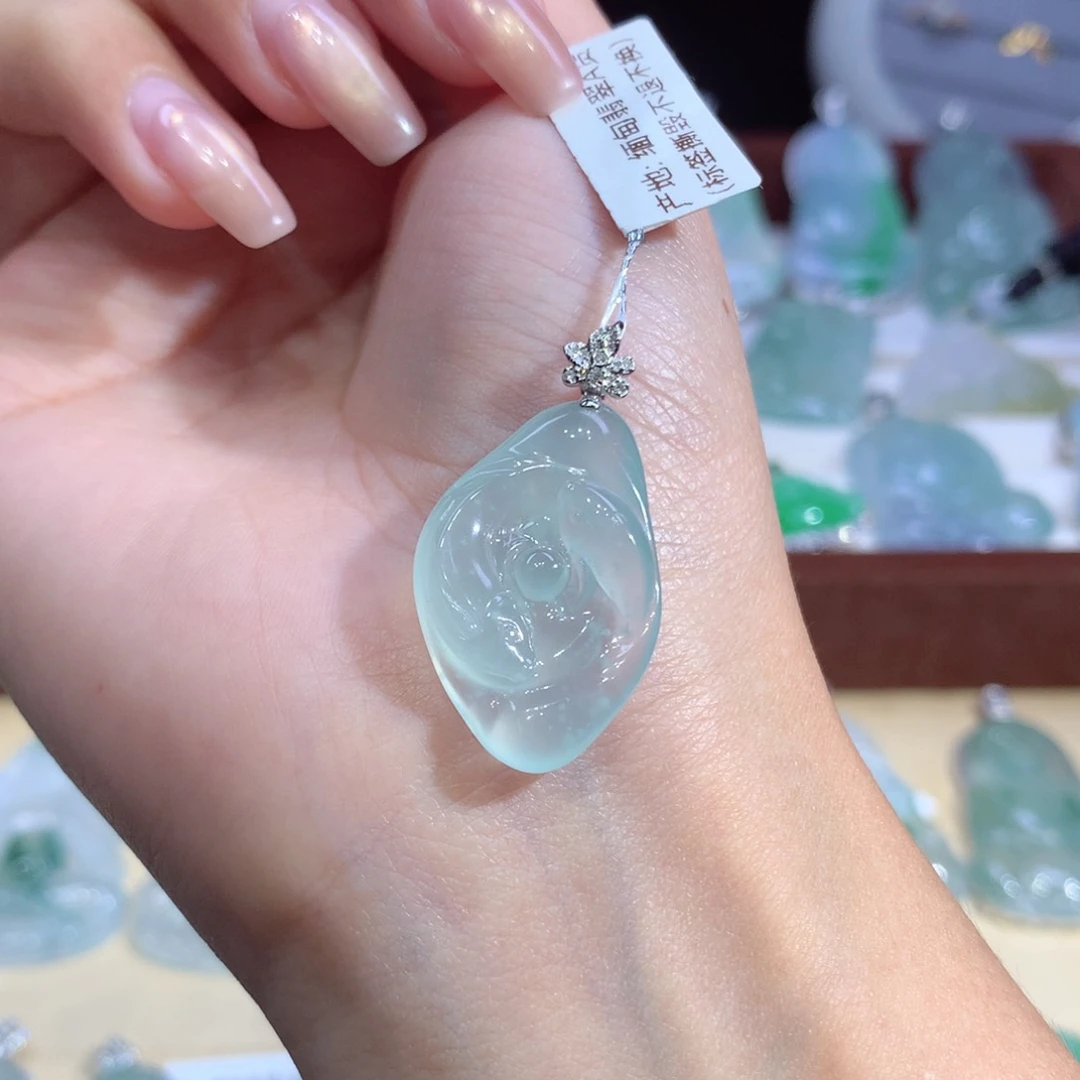吊坠(不含链)18K金镶嵌翡翠