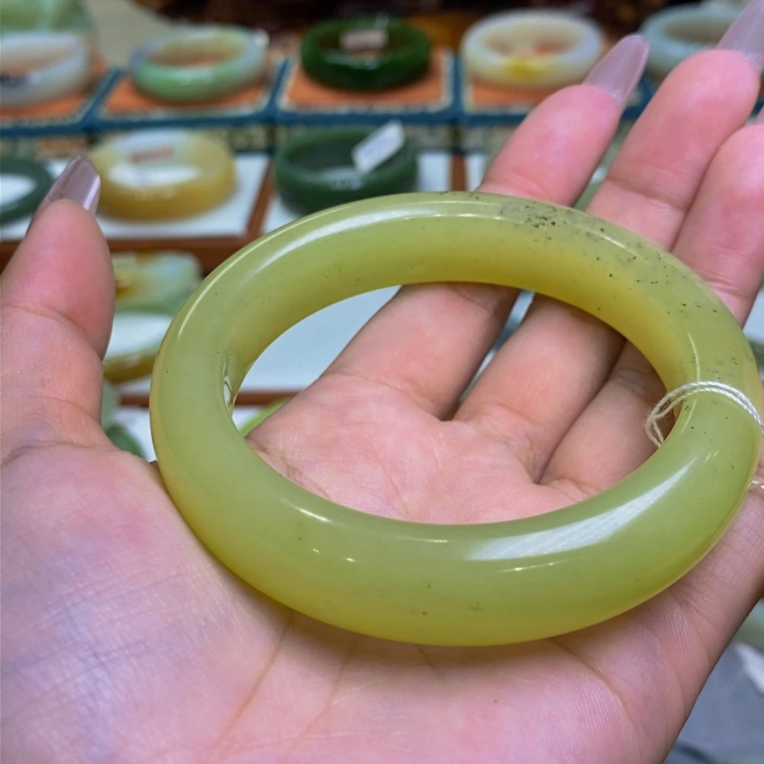 和田玉手镯未镶嵌新疆若羌黄口58.2