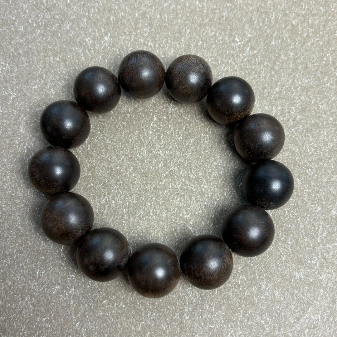 DZJ031 沉香圆珠手串尺寸约18mm 多样性发一件