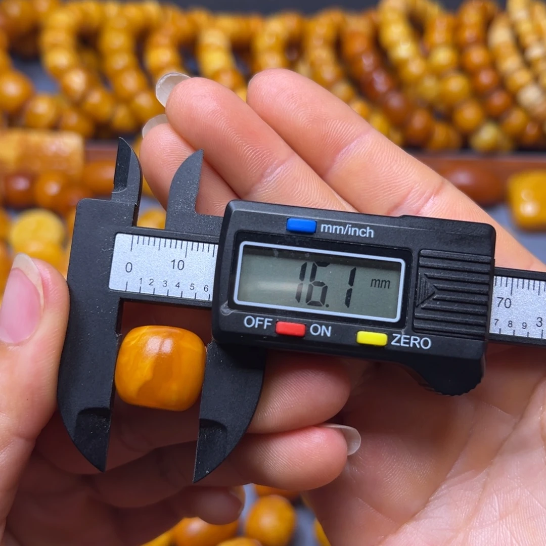 琥珀未镶嵌吊坠(不含链)