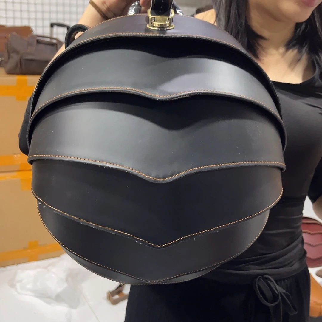 头层牛皮牛皮（革）大号甲壳虫黑色