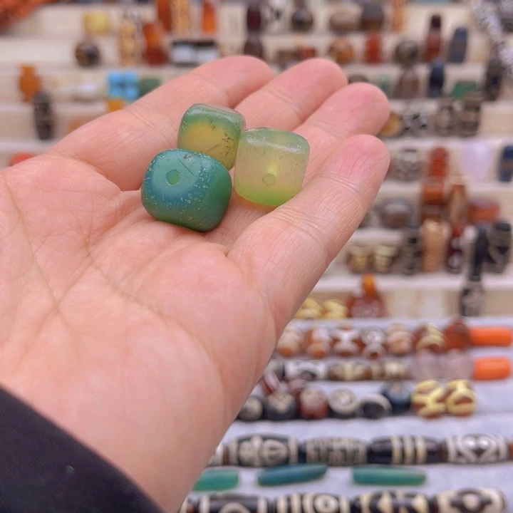 合金颈饰玛瑙/玉髓