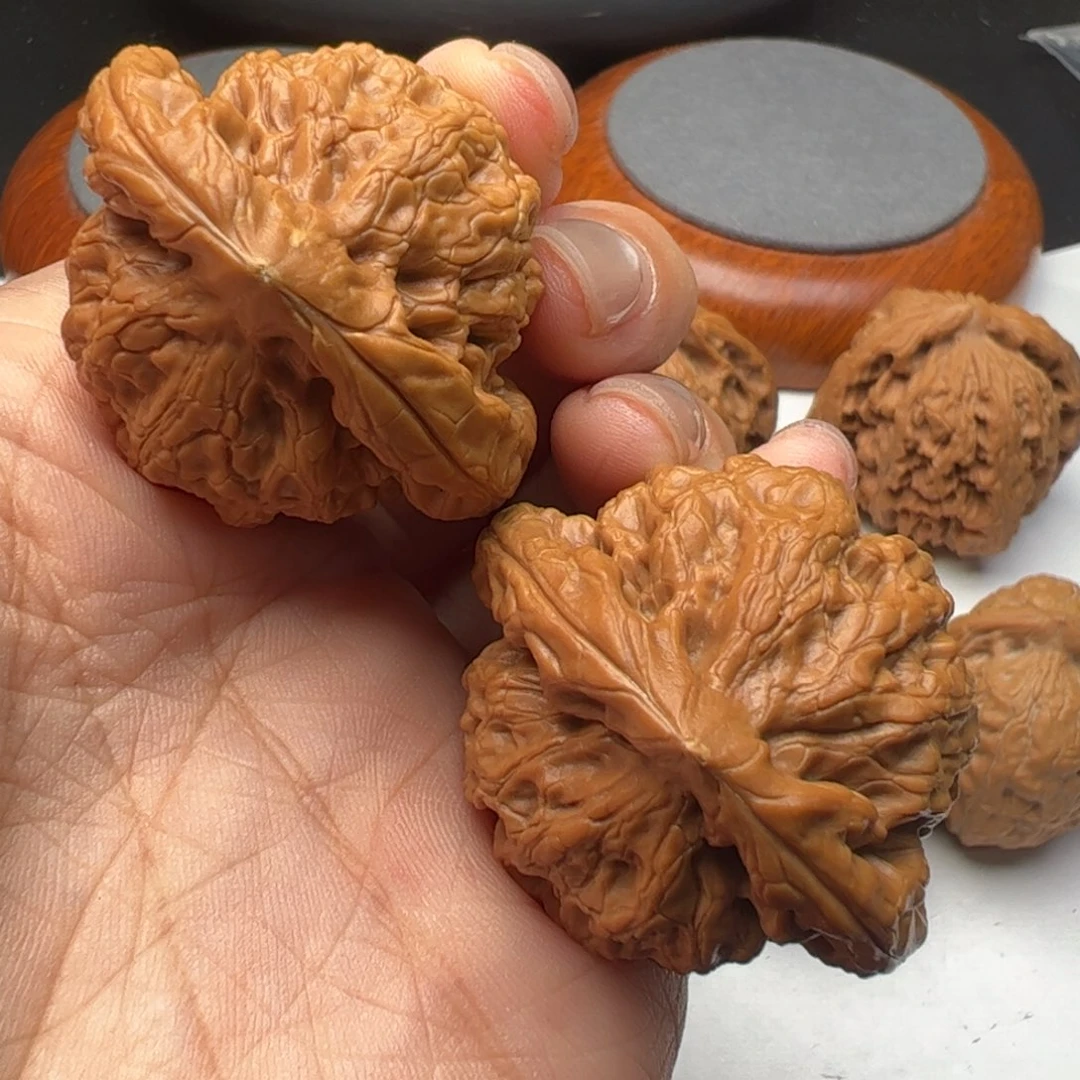 文玩核桃吊坠金公子39