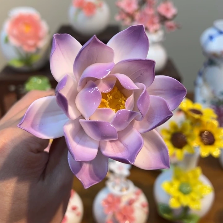 手工精致陶瓷摆件