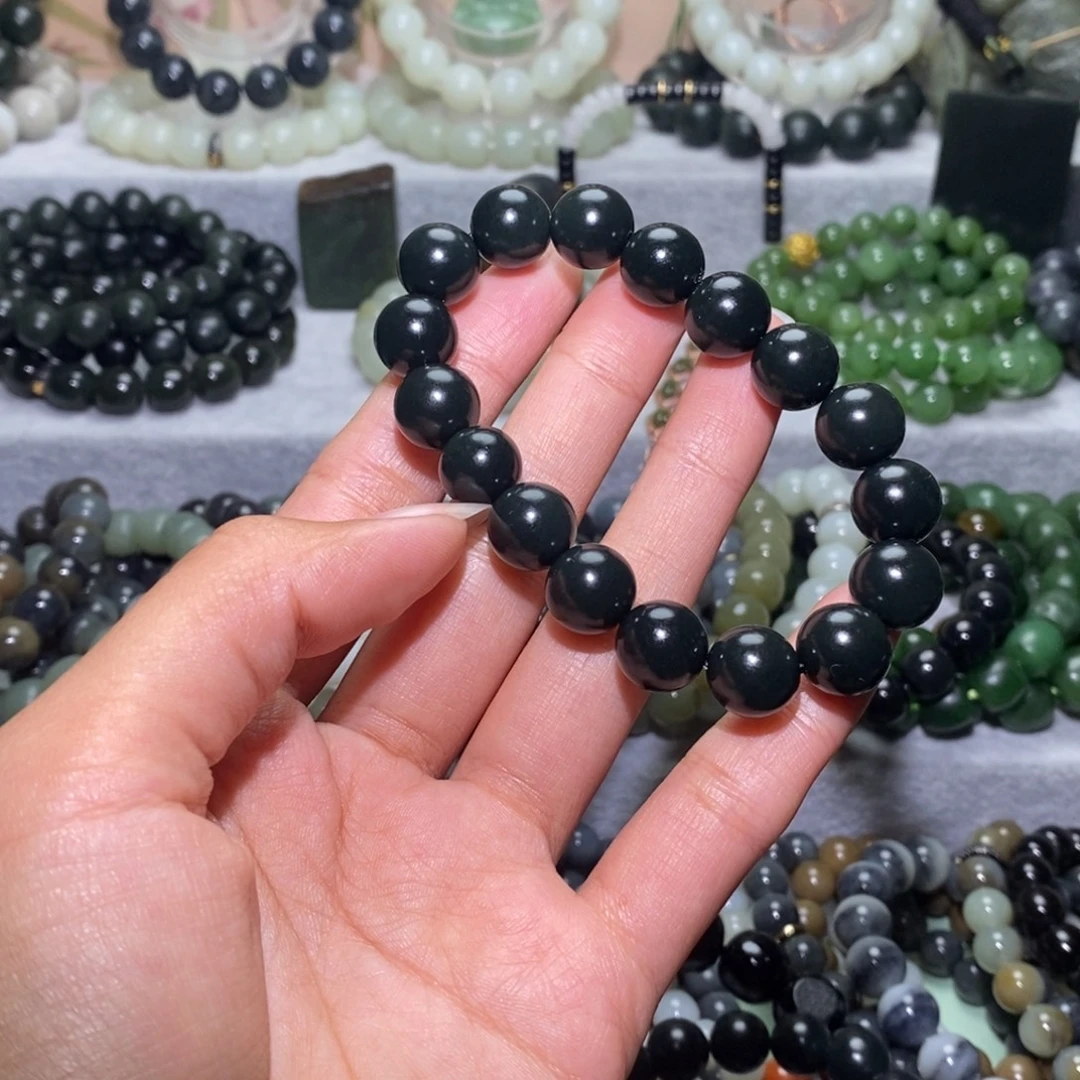 无***神和田玉未镶嵌手链