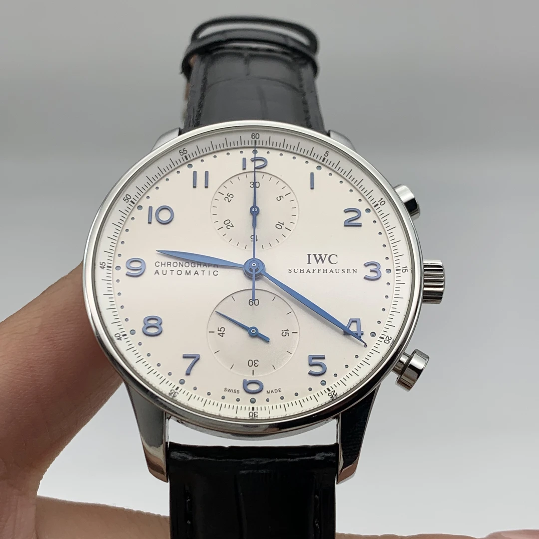 95新 IWC/万国 万国葡萄牙计时系列 表径：41mm 公价：64500