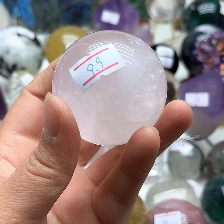 187克粉水晶球未镶嵌水晶