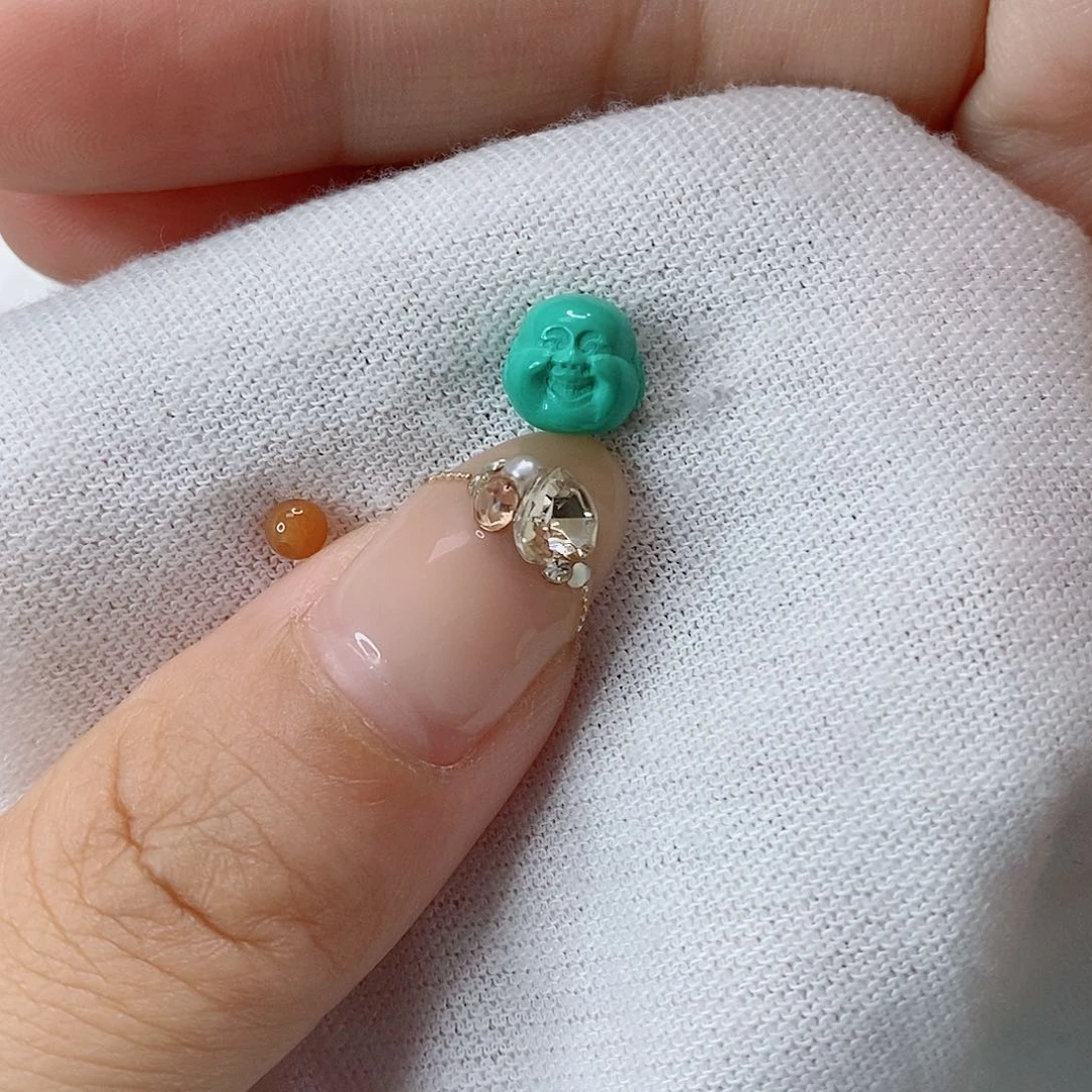 南红玛瑙未镶嵌珠宝奇石