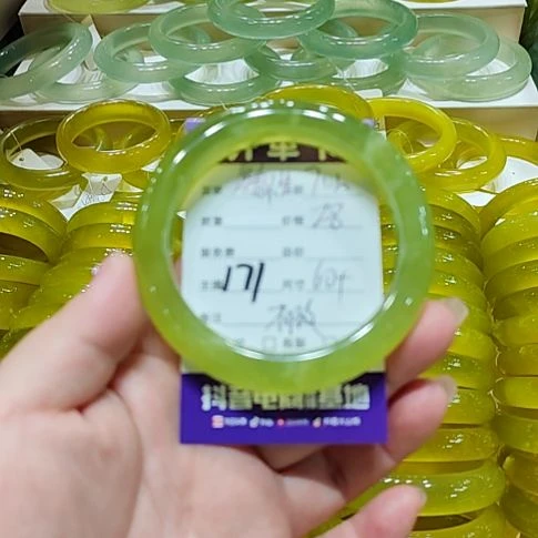 笑***生岫玉未镶嵌手镯岫玉未镶嵌手镯岫玉手镯岫玉