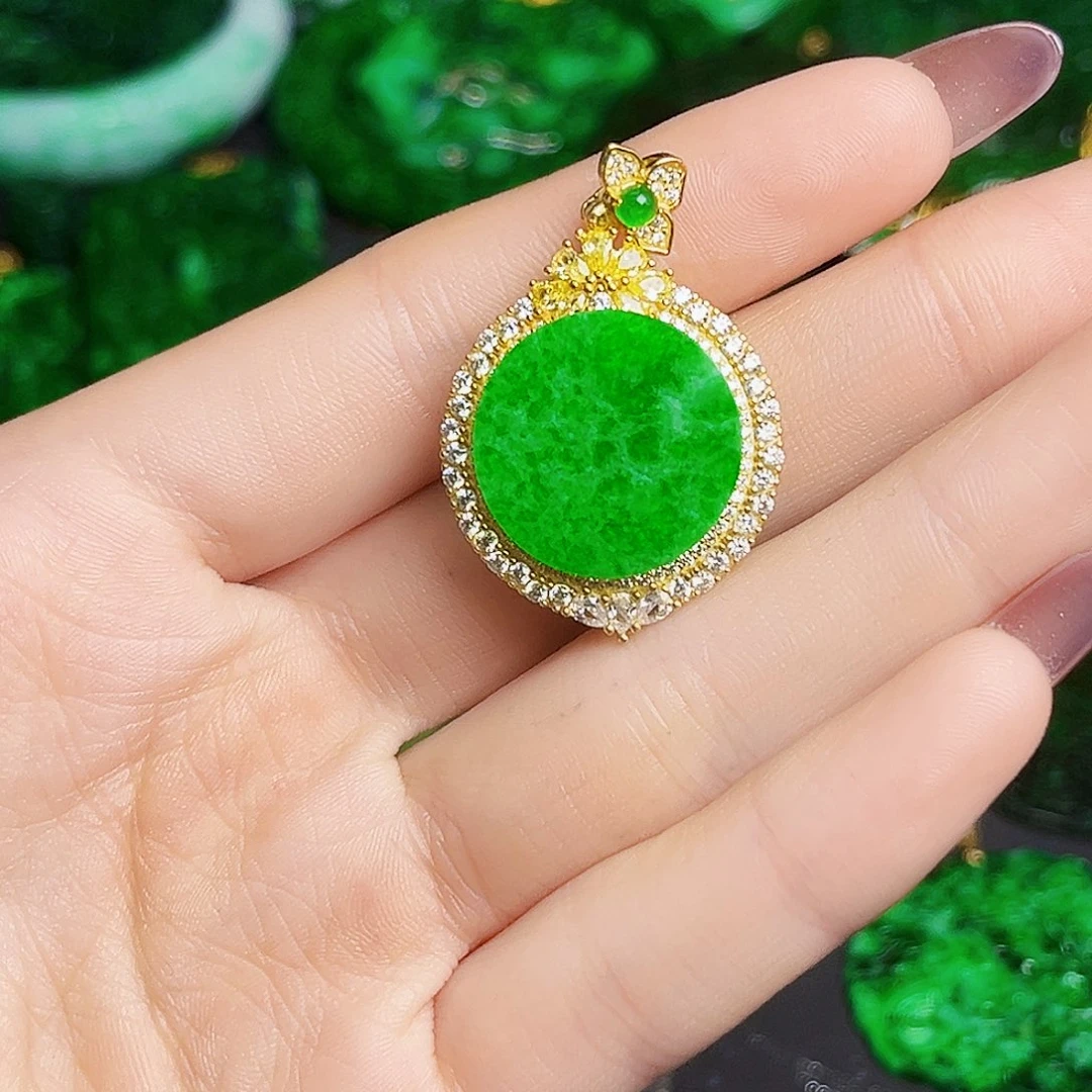 颈饰银S925镶嵌翡翠多样性