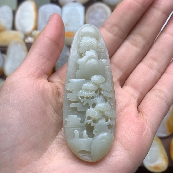 和田玉未镶嵌颈饰