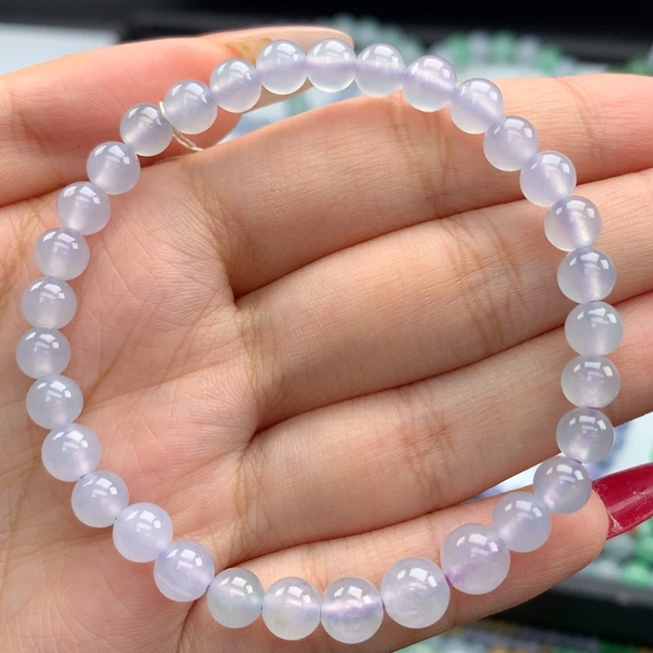 翡翠手镯未镶嵌翡翠