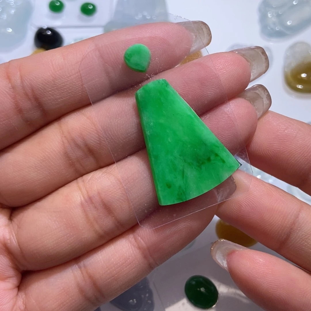 未镶嵌定制翡翠翡翠29/21.1/1.9