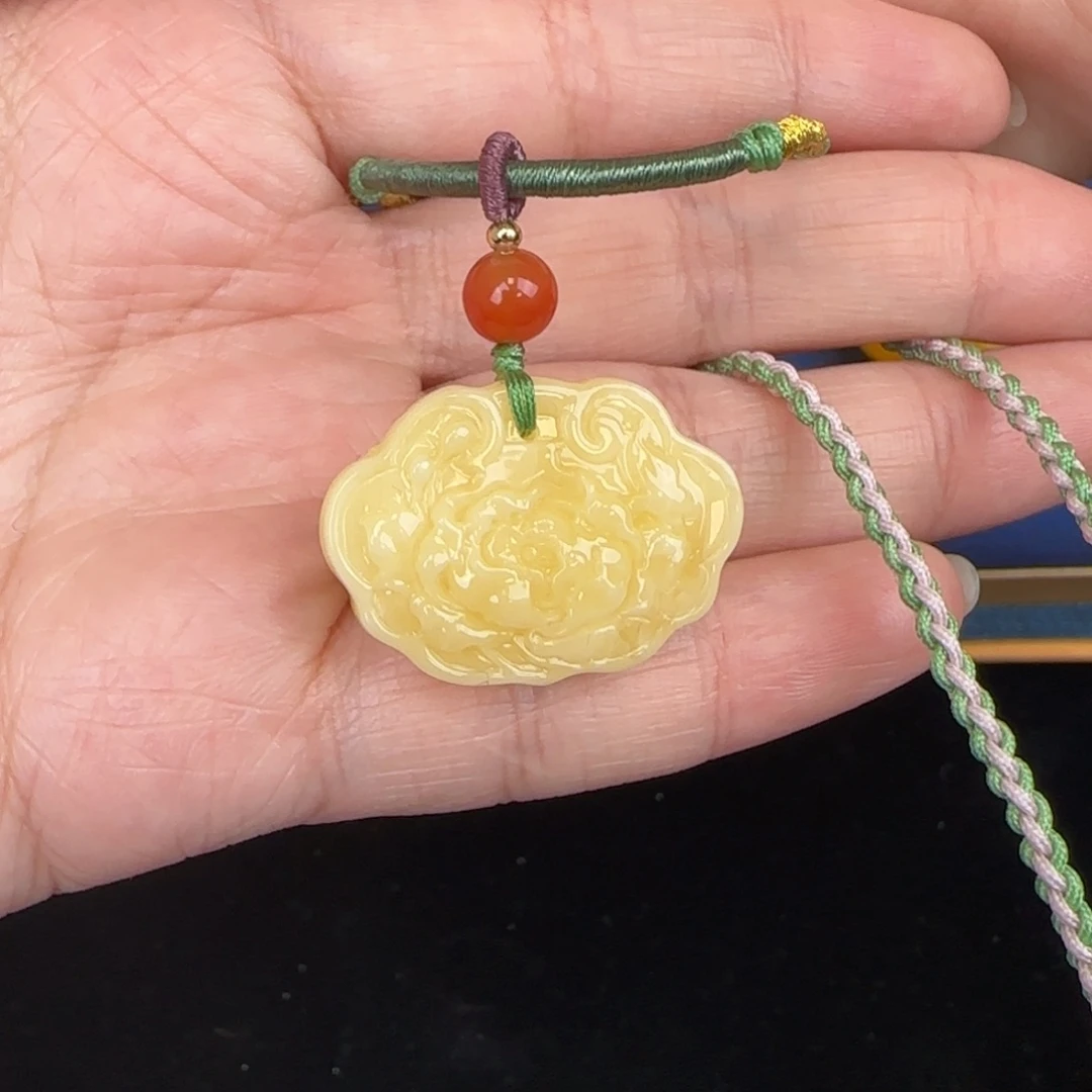 蜜蜡吊坠(赠链)未镶嵌晴*