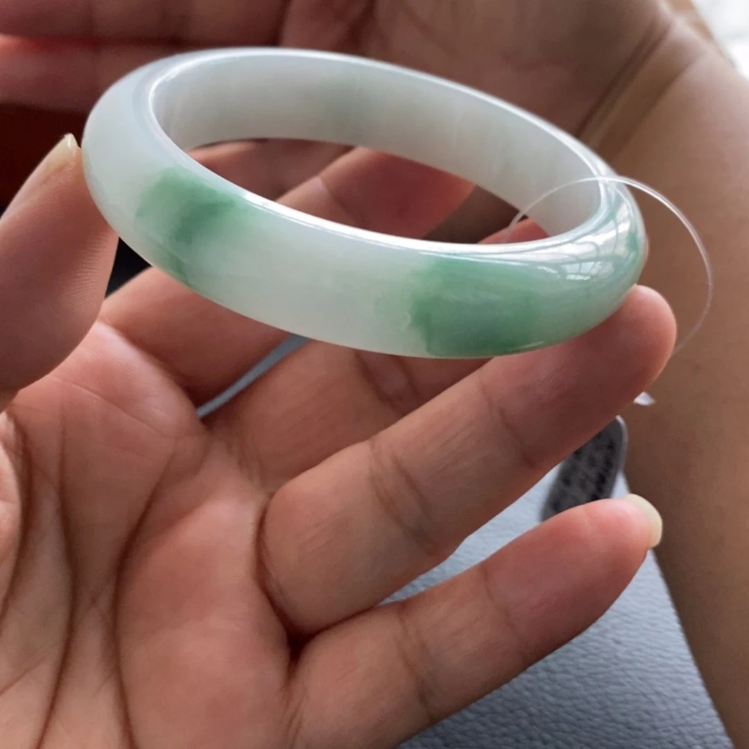 翡翠未镶嵌手镯天然翡翠手镯