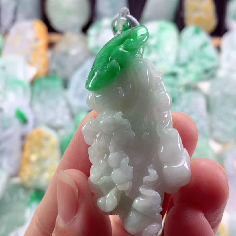 【闪购商品】翡翠吊坠(不含链)未镶嵌