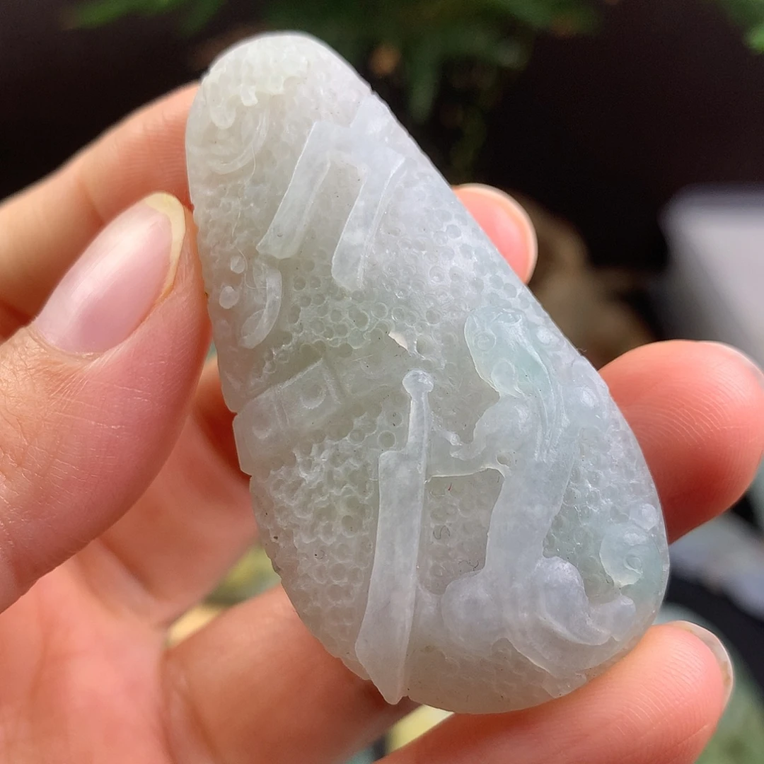 定制翡翠未镶嵌八破