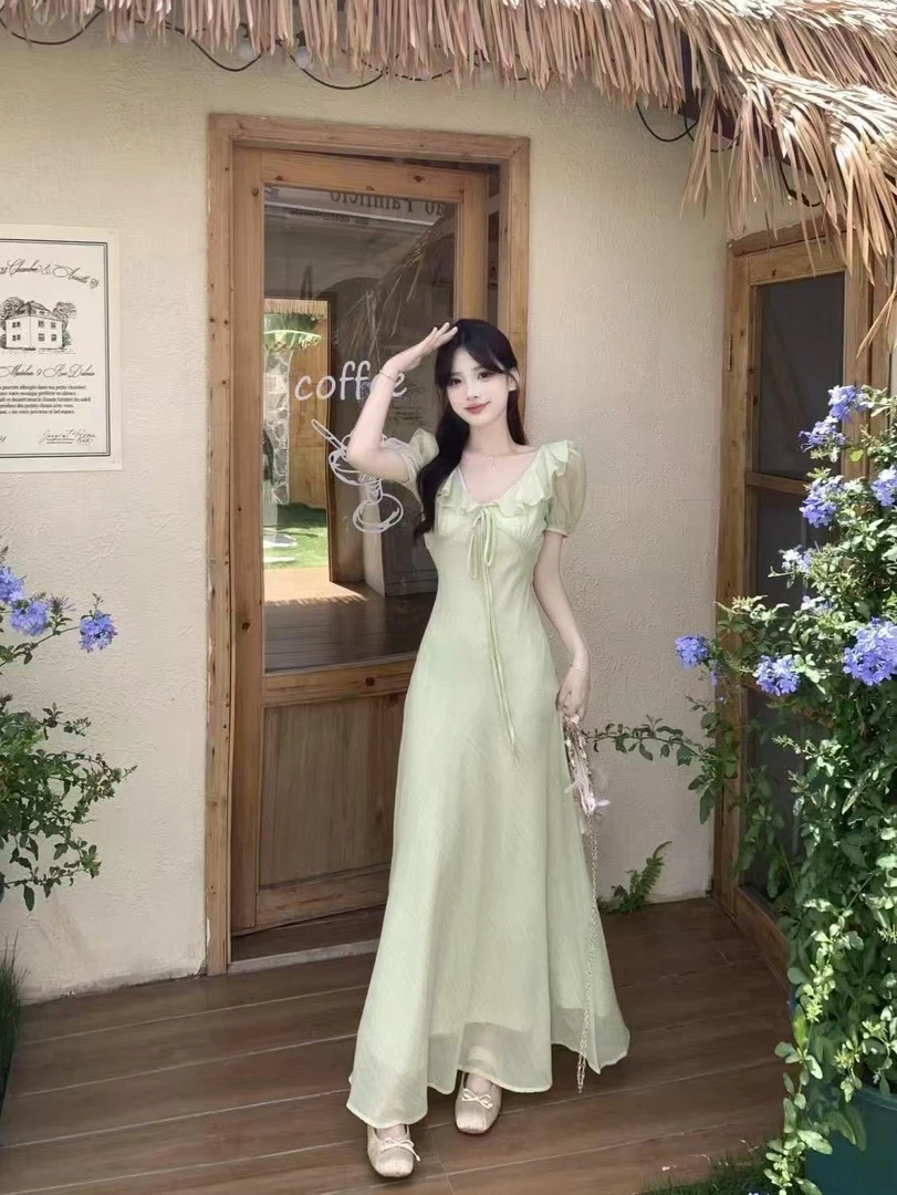 【现货+运费险】法式温柔风泡泡袖连衣裙高级感显瘦度假风长裙女