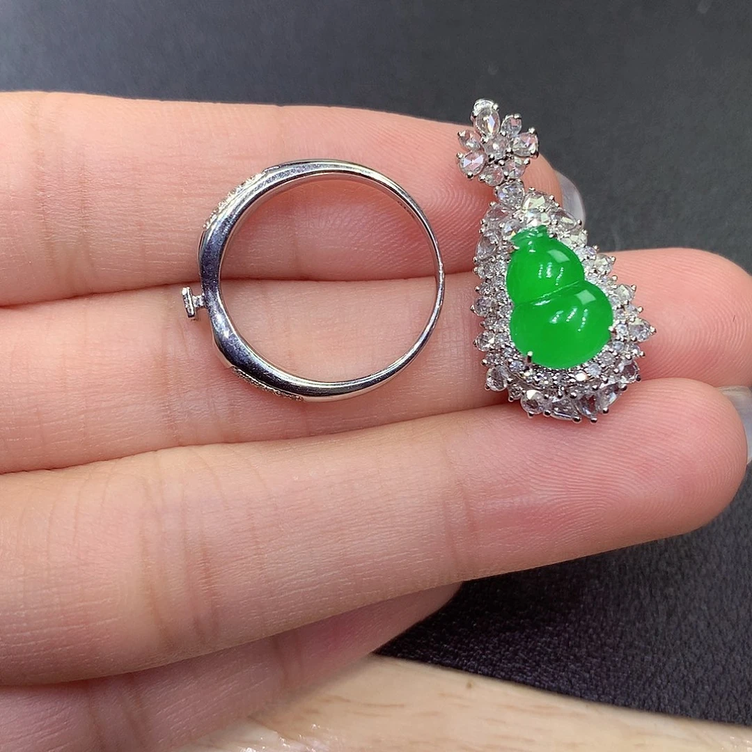 翡翠18K金镶嵌吊坠(不含链)