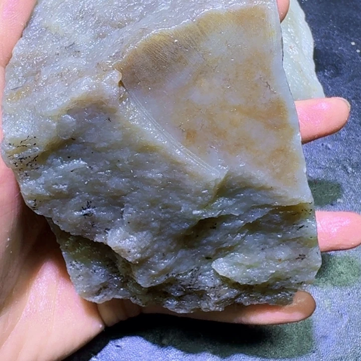 和田玉（糖玉）未镶嵌珠宝半成品