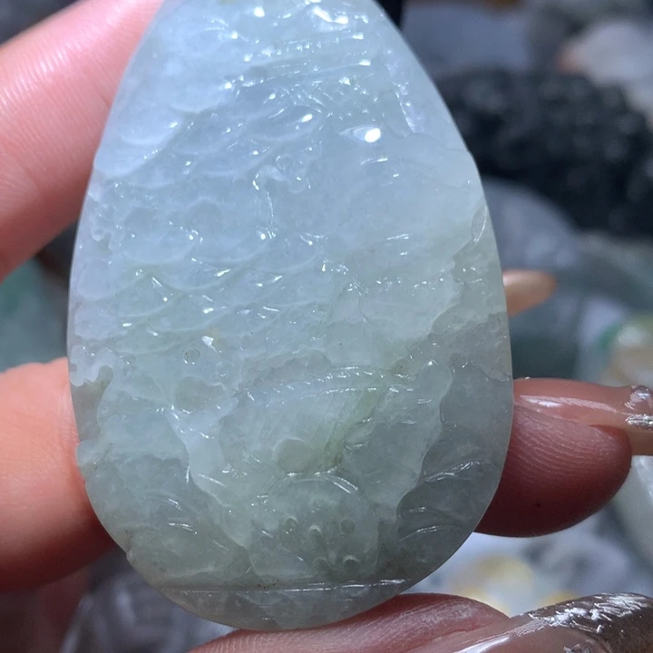 翡翠未镶嵌颈饰保真天然A货翡翠