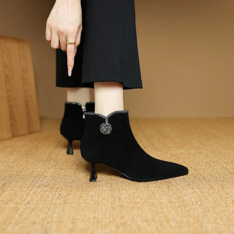羊皮~5.5cm气质短靴加绒秋冬新款尖头细跟水钻花朵中跟粗跟及踝靴