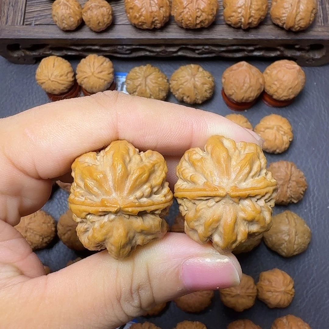 文玩核桃把件31尺聚财宝八棱004