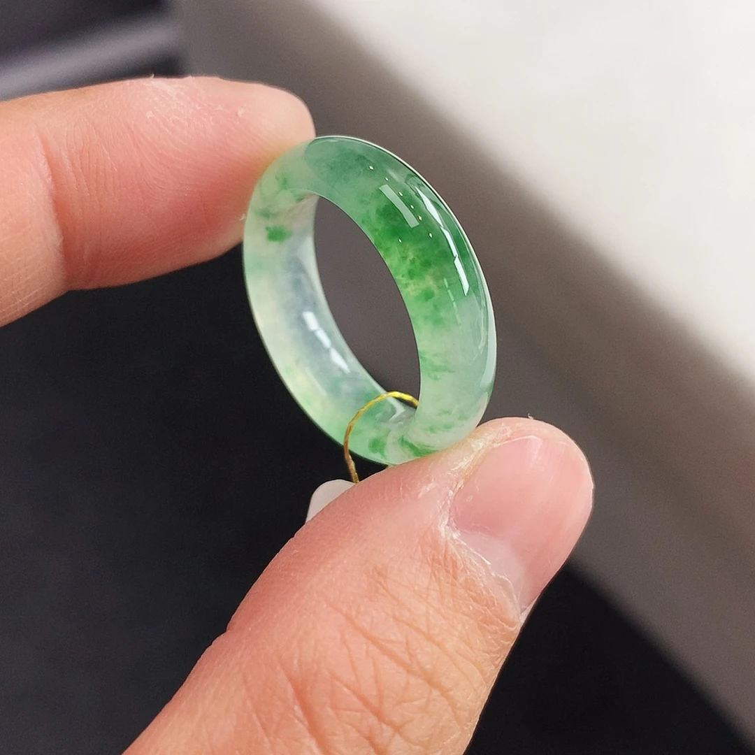 翡翠未镶嵌戒指16号