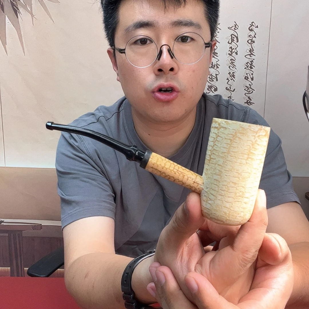 美国密苏里玉米烟斗