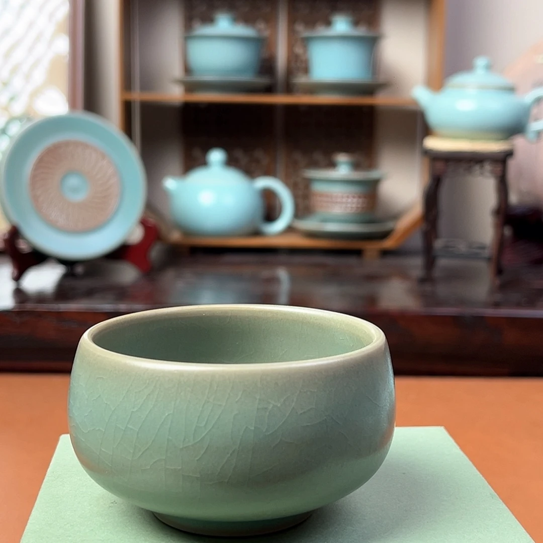 瓷片哈哈哈哈哈哈哈哈哈哈