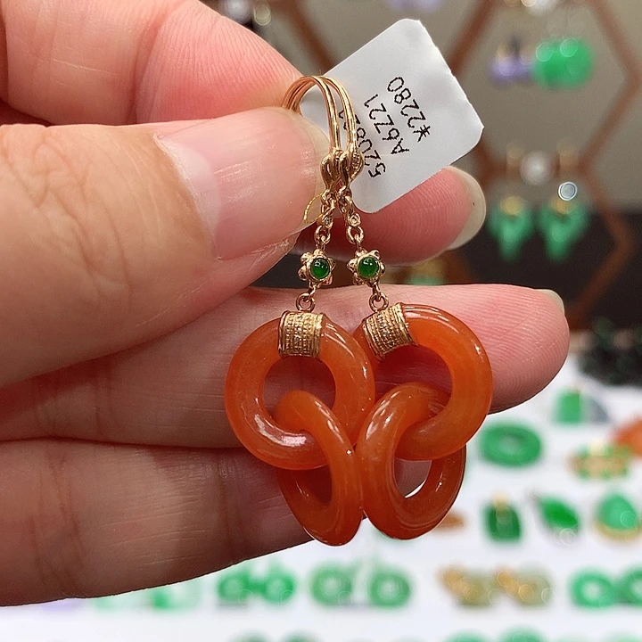 18K金镶嵌翡翠耳饰