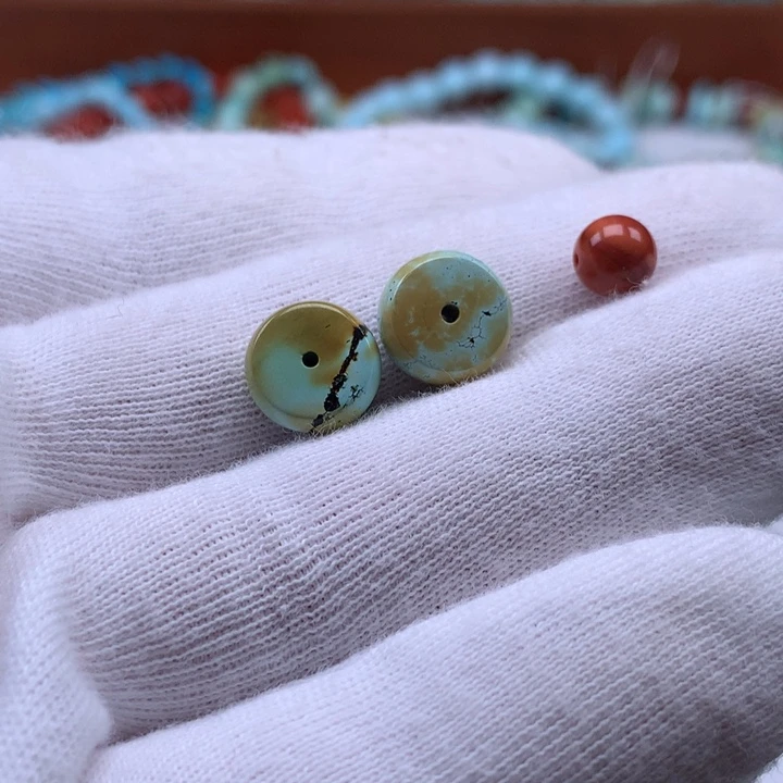 南红玛瑙未镶嵌珠宝奇石