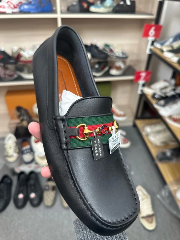 全新未使用 GUCCI/古驰 古驰GUCCI黑色豆豆鞋