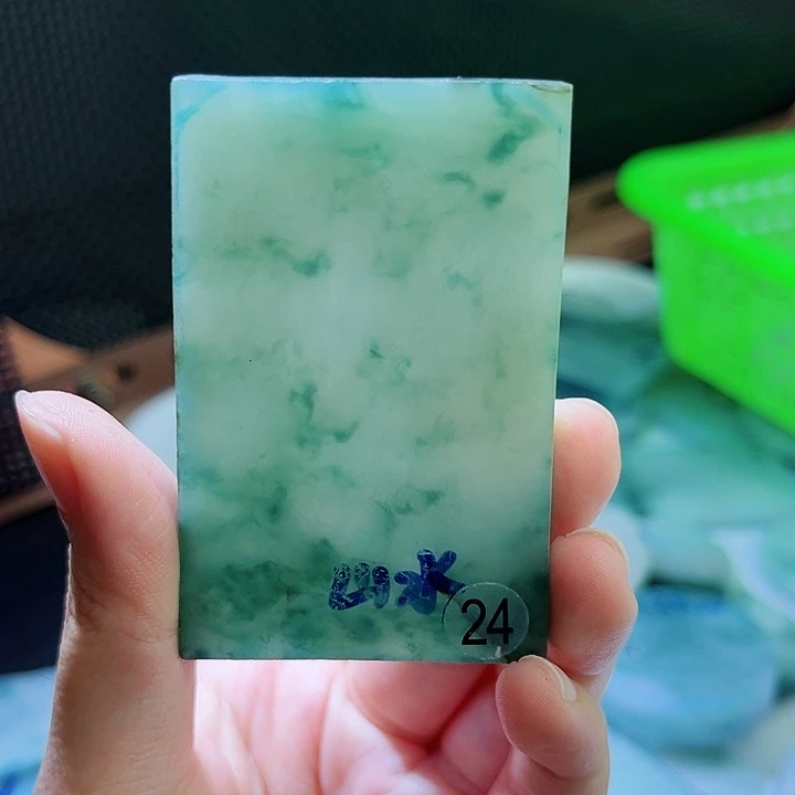 未镶嵌定制翡翠翡翠片料定制未镶嵌