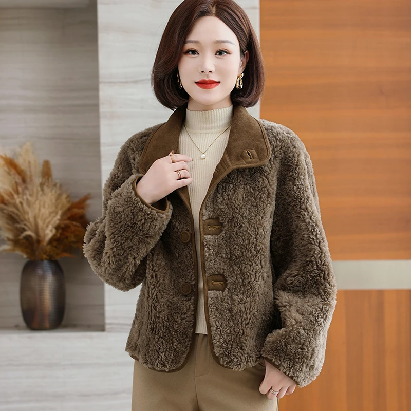 小个子羊羔毛皮毛一体皮草外套两面穿颗粒羊剪绒大衣女短款冬新款