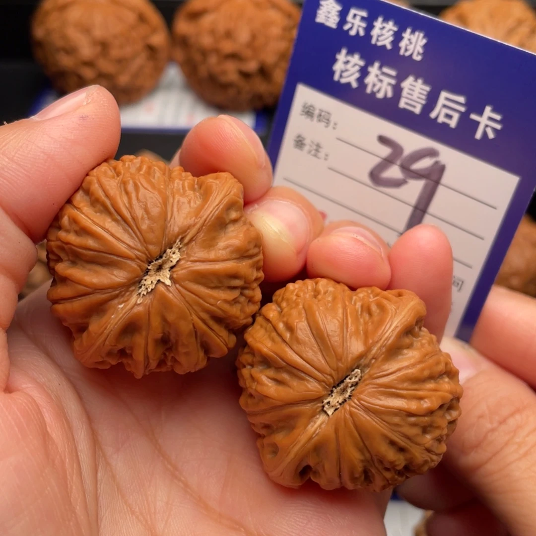 山***处把件文玩核桃铁锤妹妹36.8全品29号