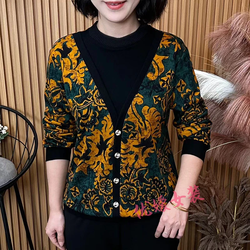 中老年女装秋季休闲圆领假两件宽松显瘦百搭洋气妈妈装长袖上衣