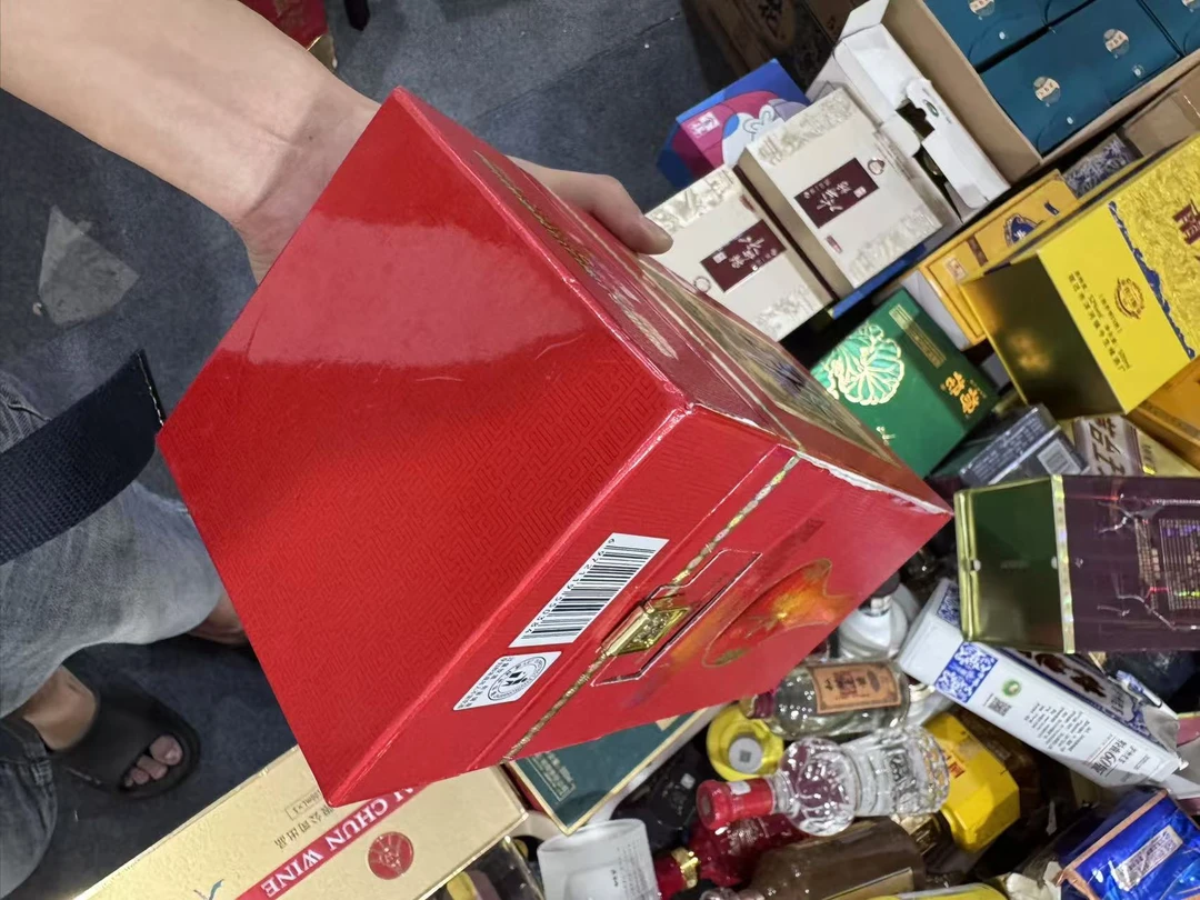 阿信孤品白酒纸盒包装10