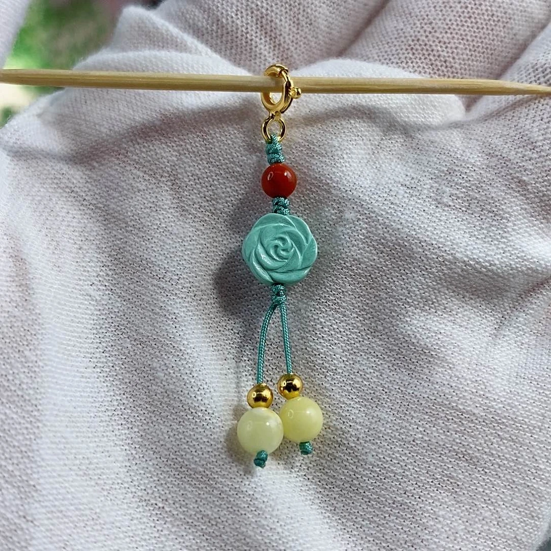 蜜蜡珠宝奇石未镶嵌