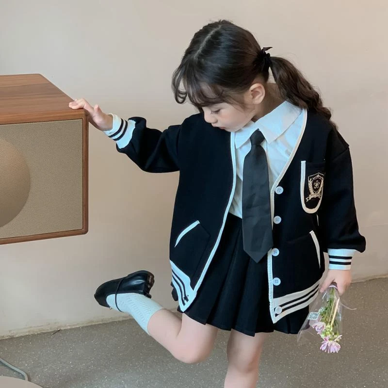 女童秋装套装2025新款洋气时髦女孩儿童jk学院风秋冬百褶裙三件套